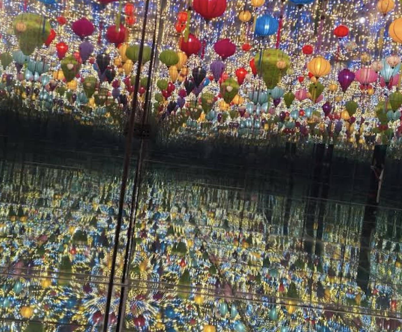 3D Museum Art in Paradise, room 2