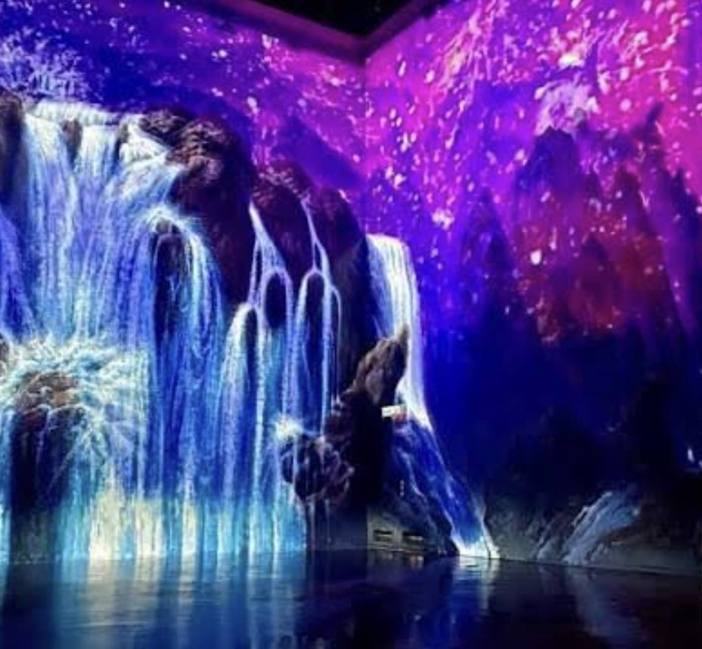 3D Museum Art in Paradise, room 3