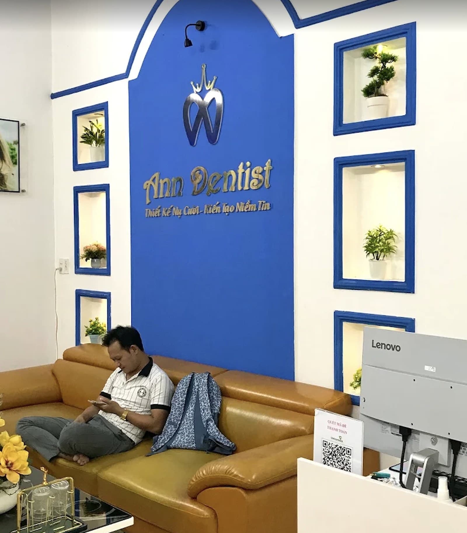 Ann Dentist