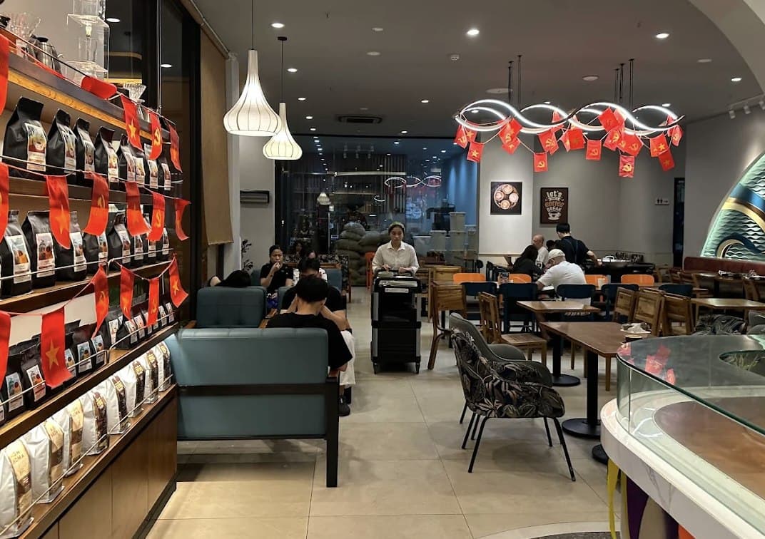 Bread & Butter, Tiệm bánh & cà phê, Đà Nẵng