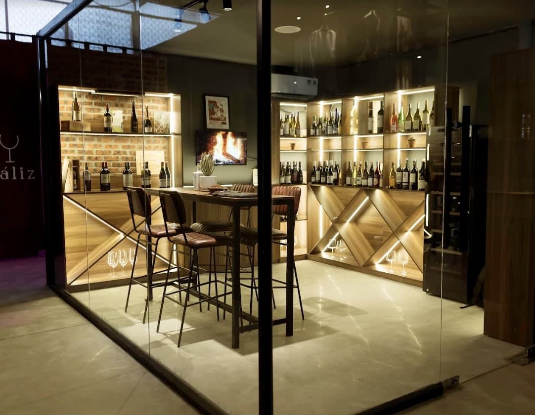 The glass walled wine room at Cáliz Wine Bar