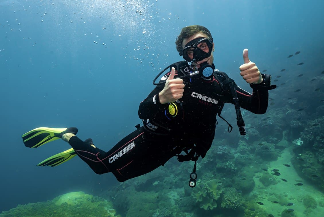 Cham Island Diving Center