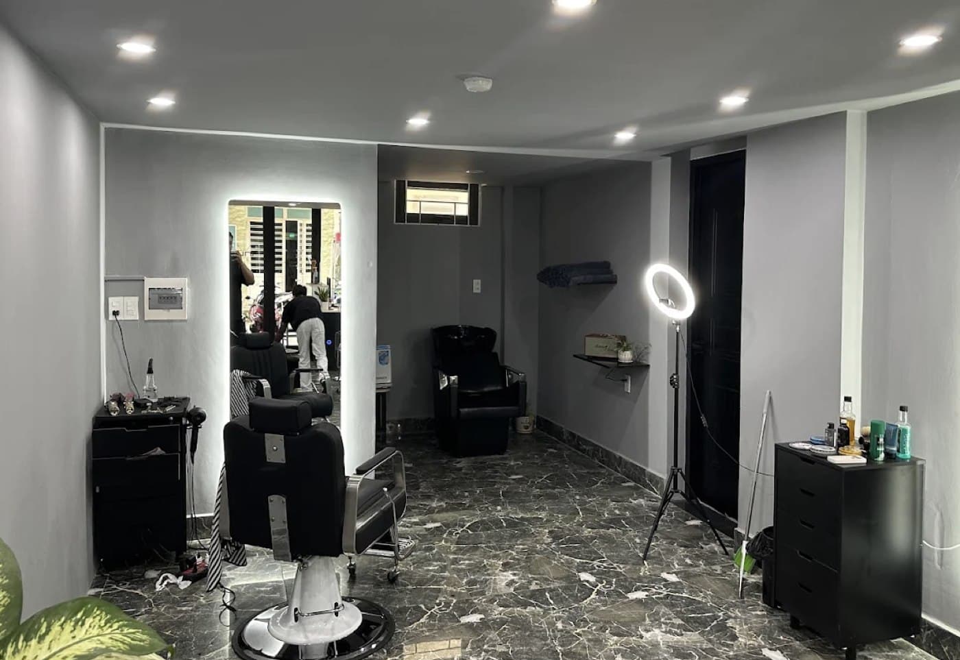 Gunp Barbershop