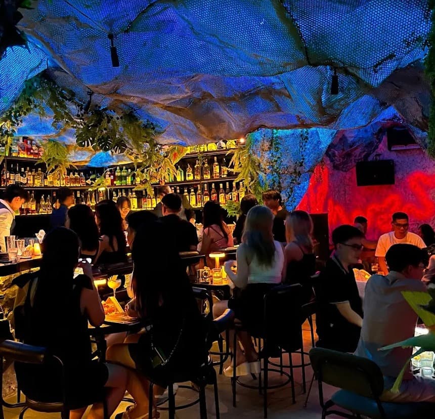 Ket High Cocktail Bar, vui chơi về đêm ở Đà Nẵng