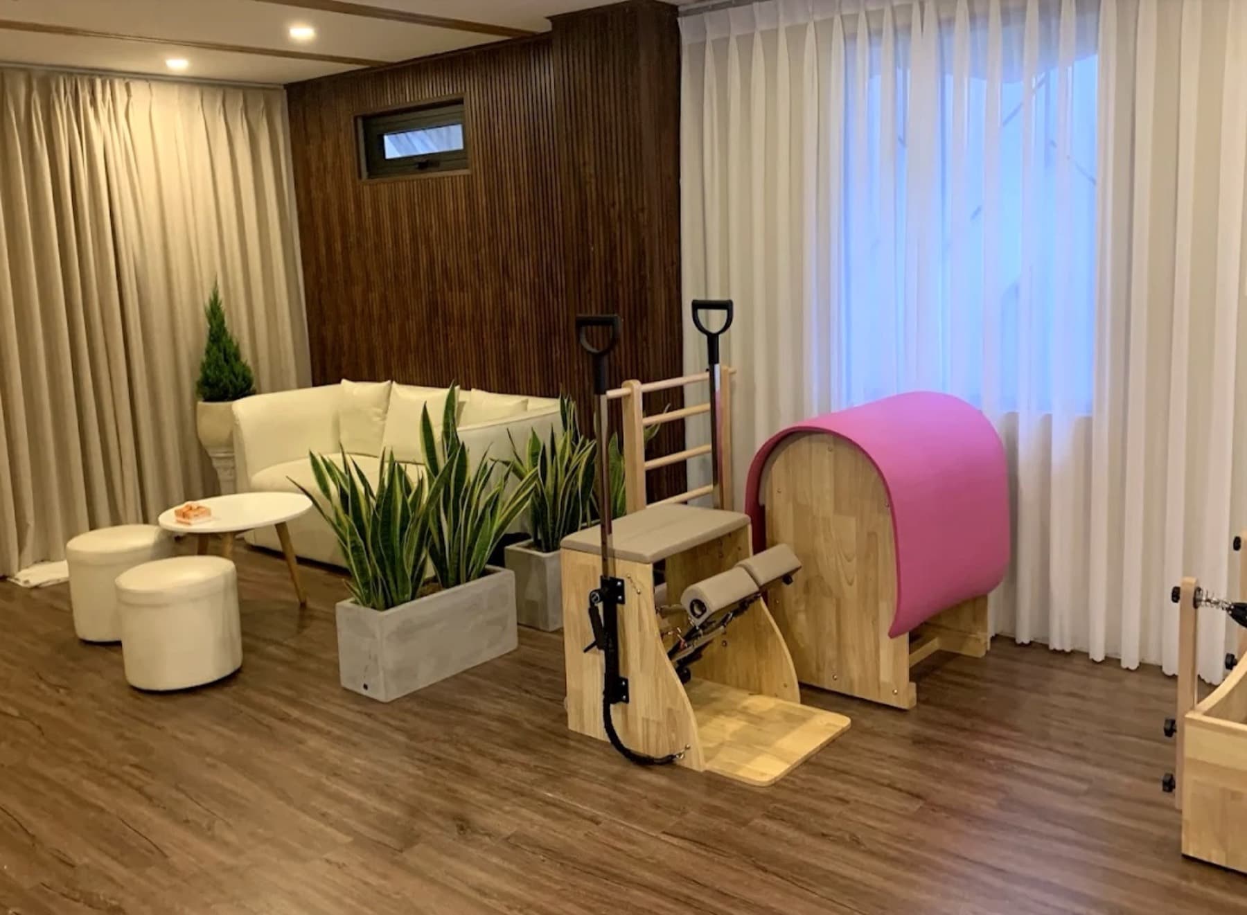 The warm lounge inside Pilates by Recharged