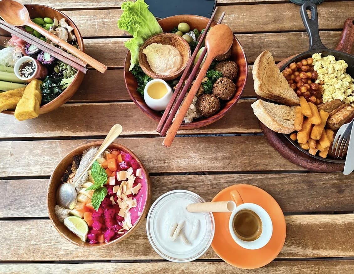Roots Plant-Based Cafe, Quán cà phê thuần chay, Đà Nẵng